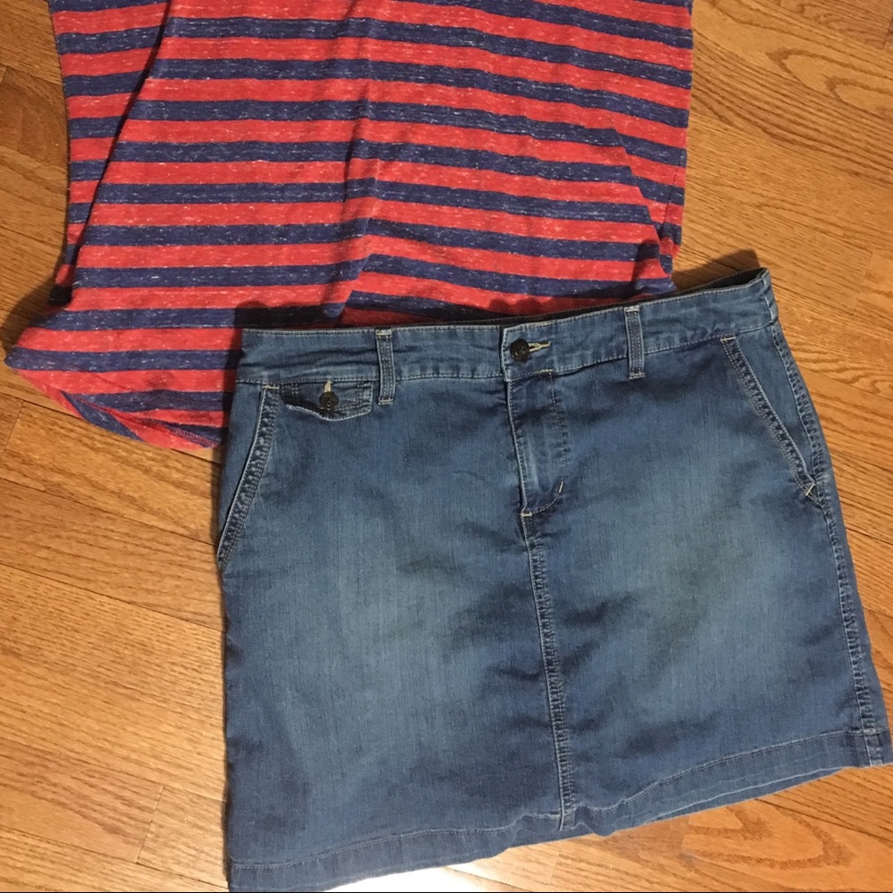 Size 12 blue denim Sonoma skort
